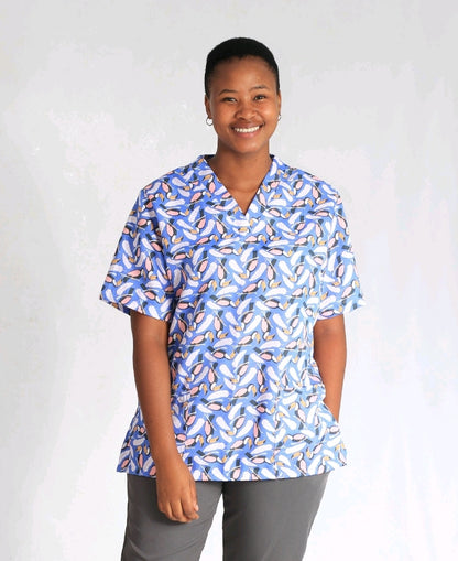 PARROT™ UNISEX PRINTED UNISEX SCRUB TOP