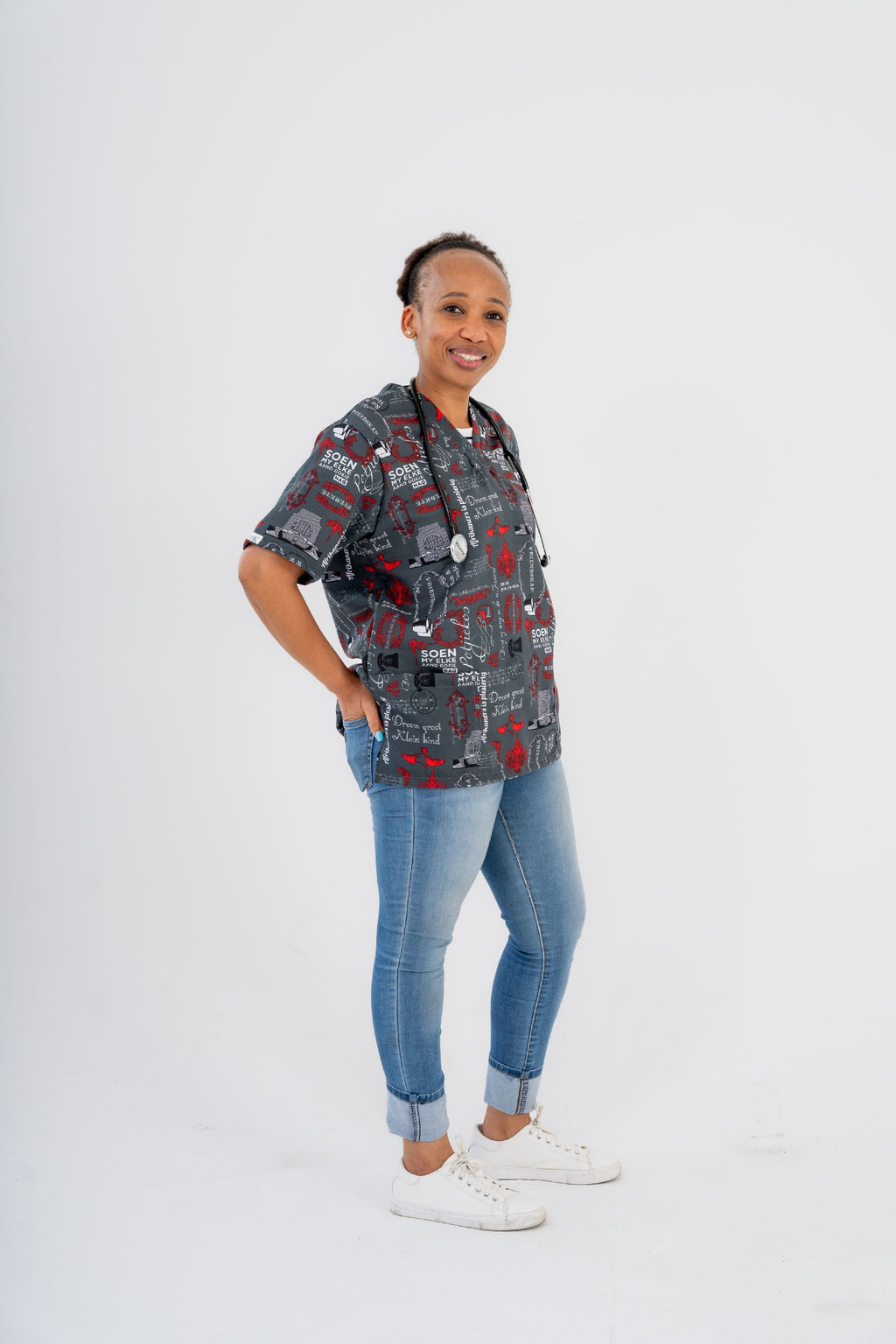 PROTEA ™ Printed Scrub top