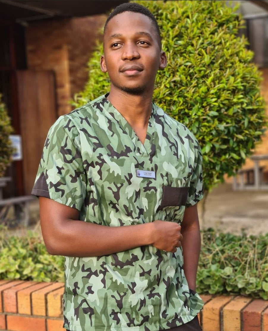 CAMO HEROE'S ™ Men's Scrub Top